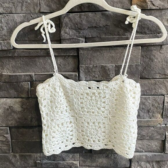 Tic Tic Crochet Crop Top Size Medium Ivory Coastal Granny Square - Picture 2 of 3